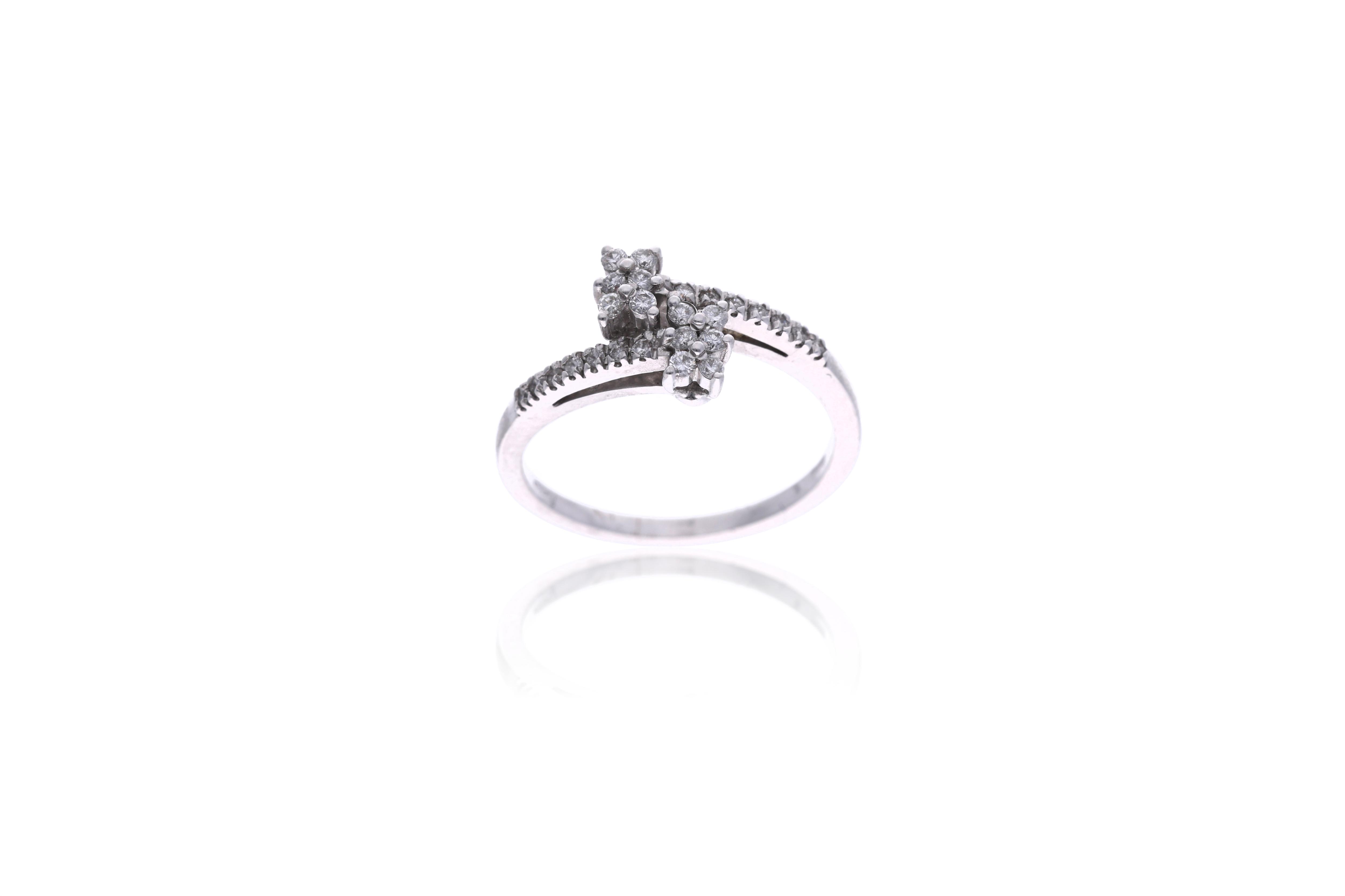 Anello con diamanti - Asta Preziosi