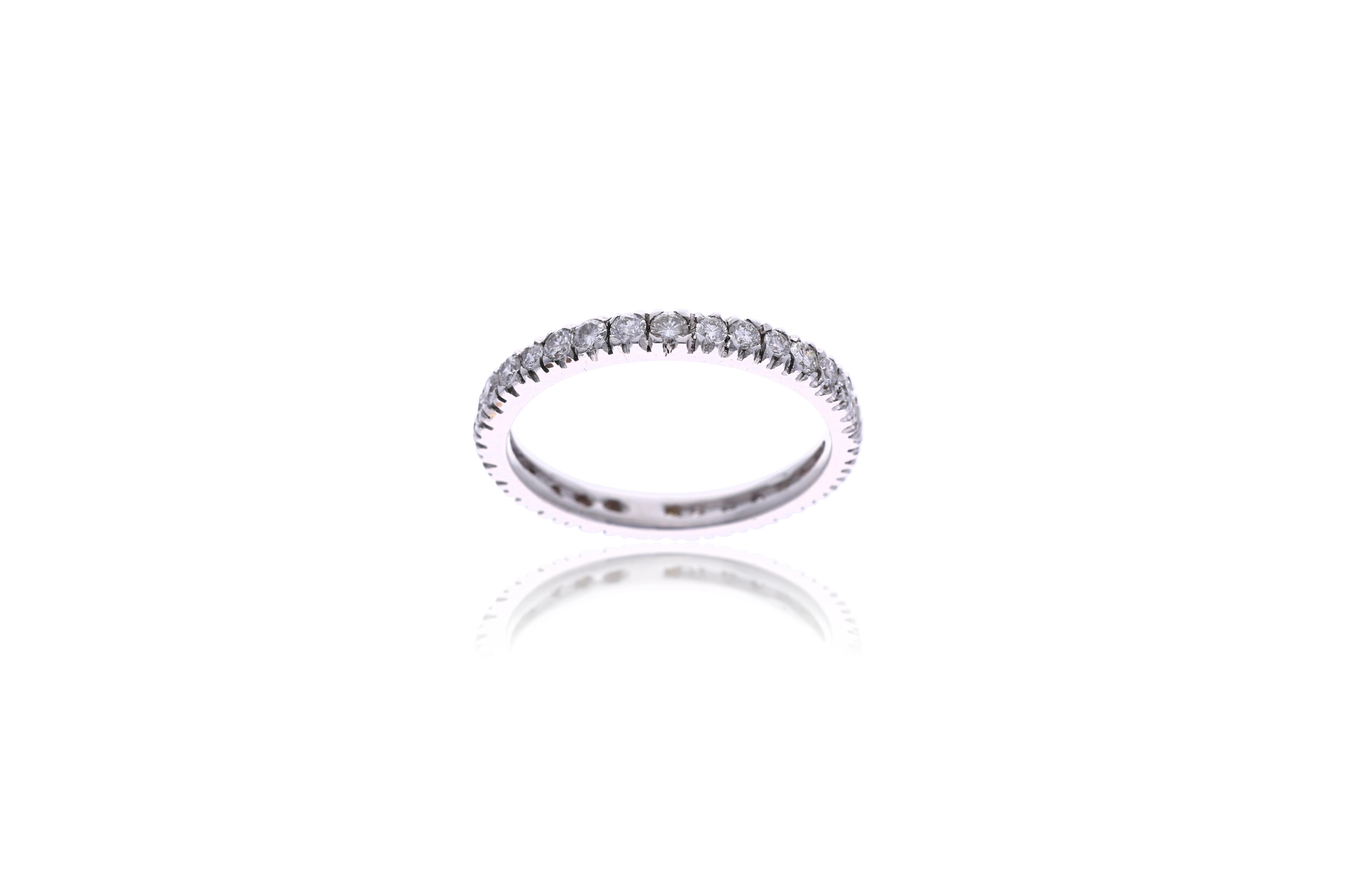 Anello eternity con diamanti - Asta Preziosi