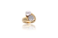 Anello con perla e diamanti - Asta Tesoro
