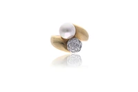Anello con perla e diamanti - Asta Tesoro