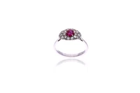 Anello con rubino e diamanti - Asta Tesoro Anello con rubino e diamanti - Asta Tesoro
