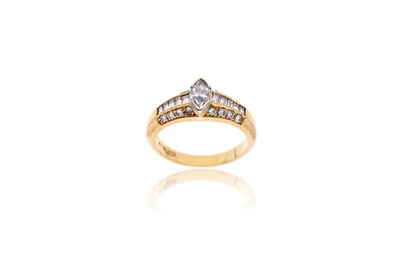 Anello con diamanti - Asta Tesoro