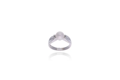 Damiani, anello con perle coltivata e diamanti - Asta Tesoro Damiani, anello con perle coltivata e diamanti - Asta Tesoro