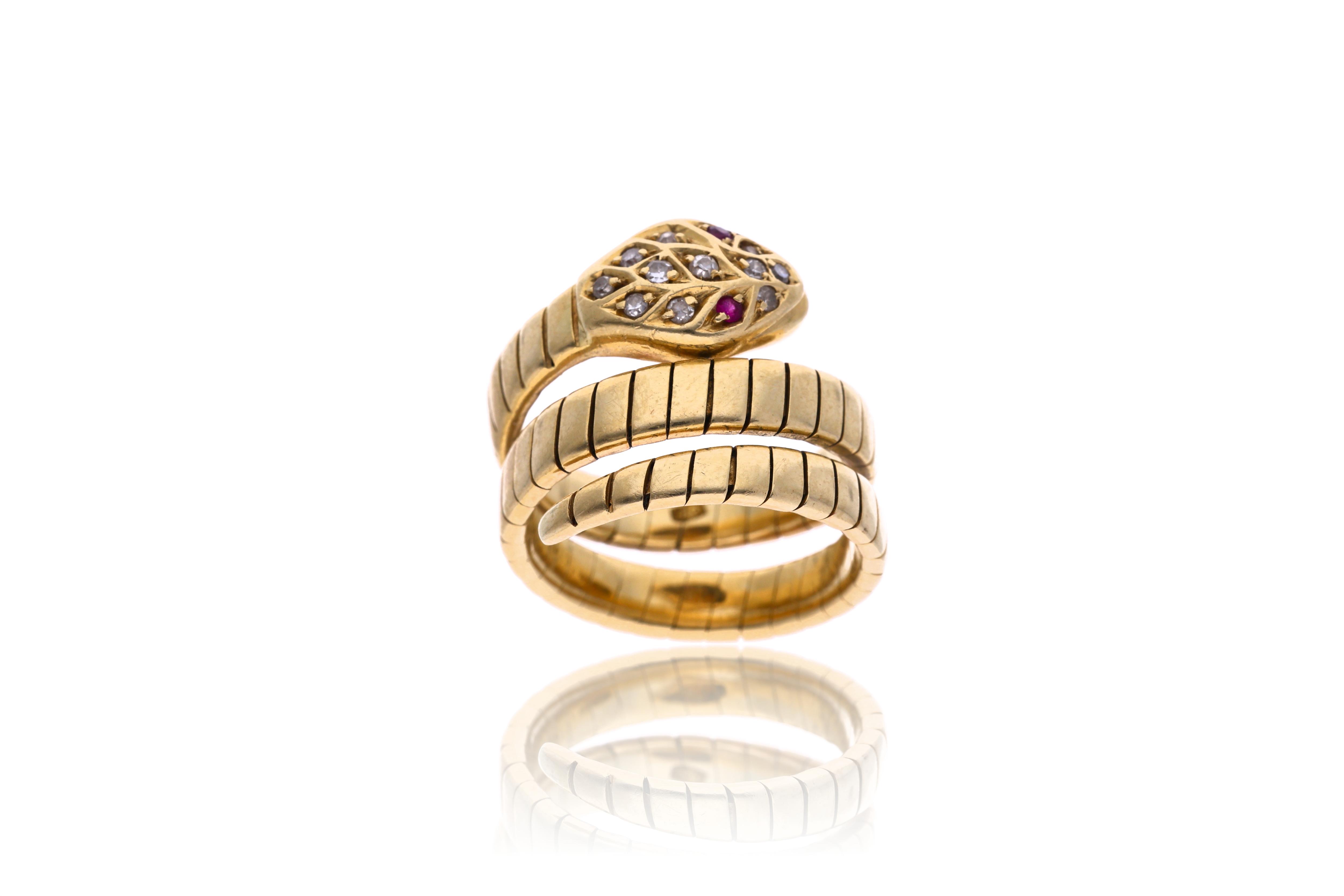 Anello con diamanti - Asta Tesoro