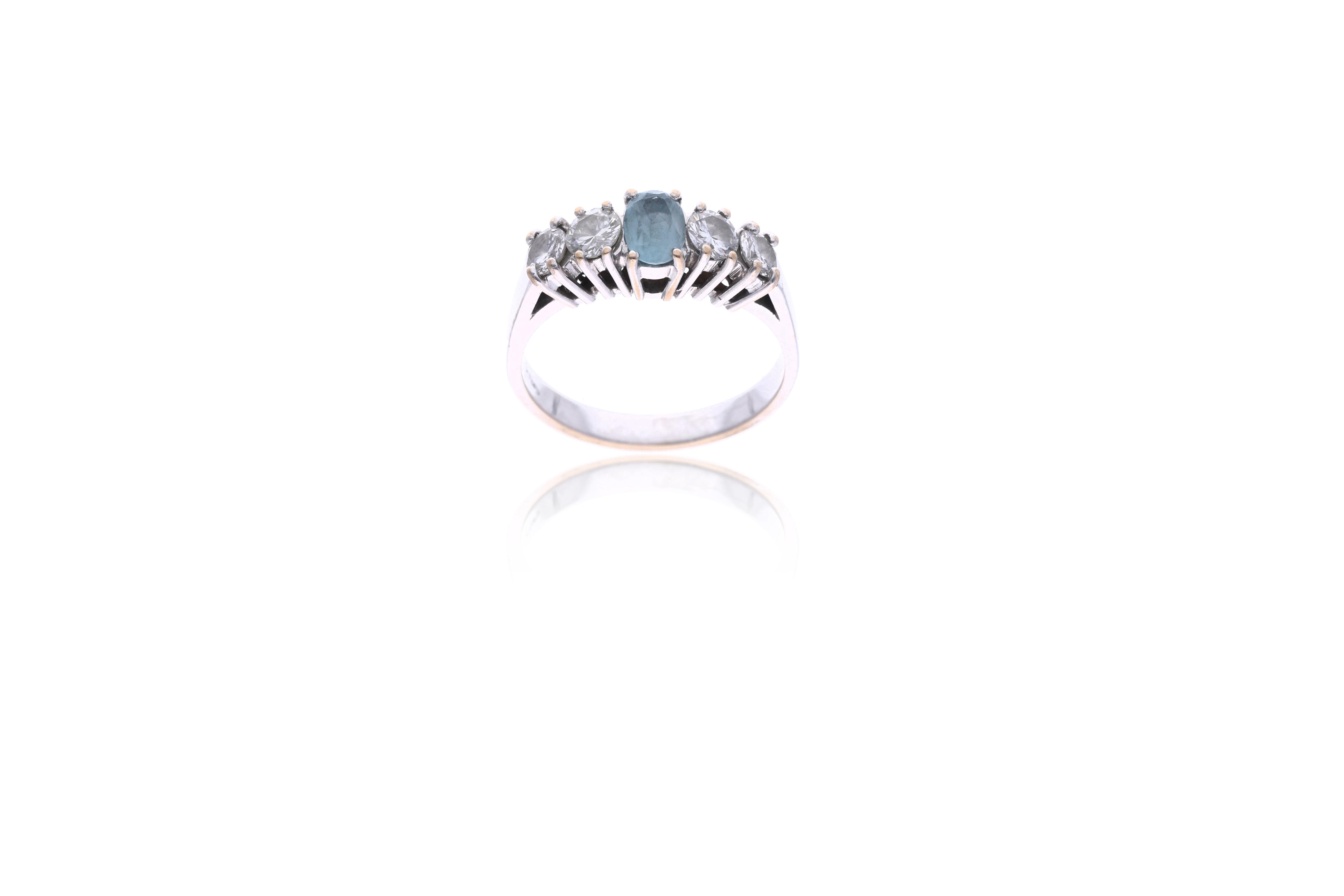 Anello con diamanti e pietra - Asta Tesoro