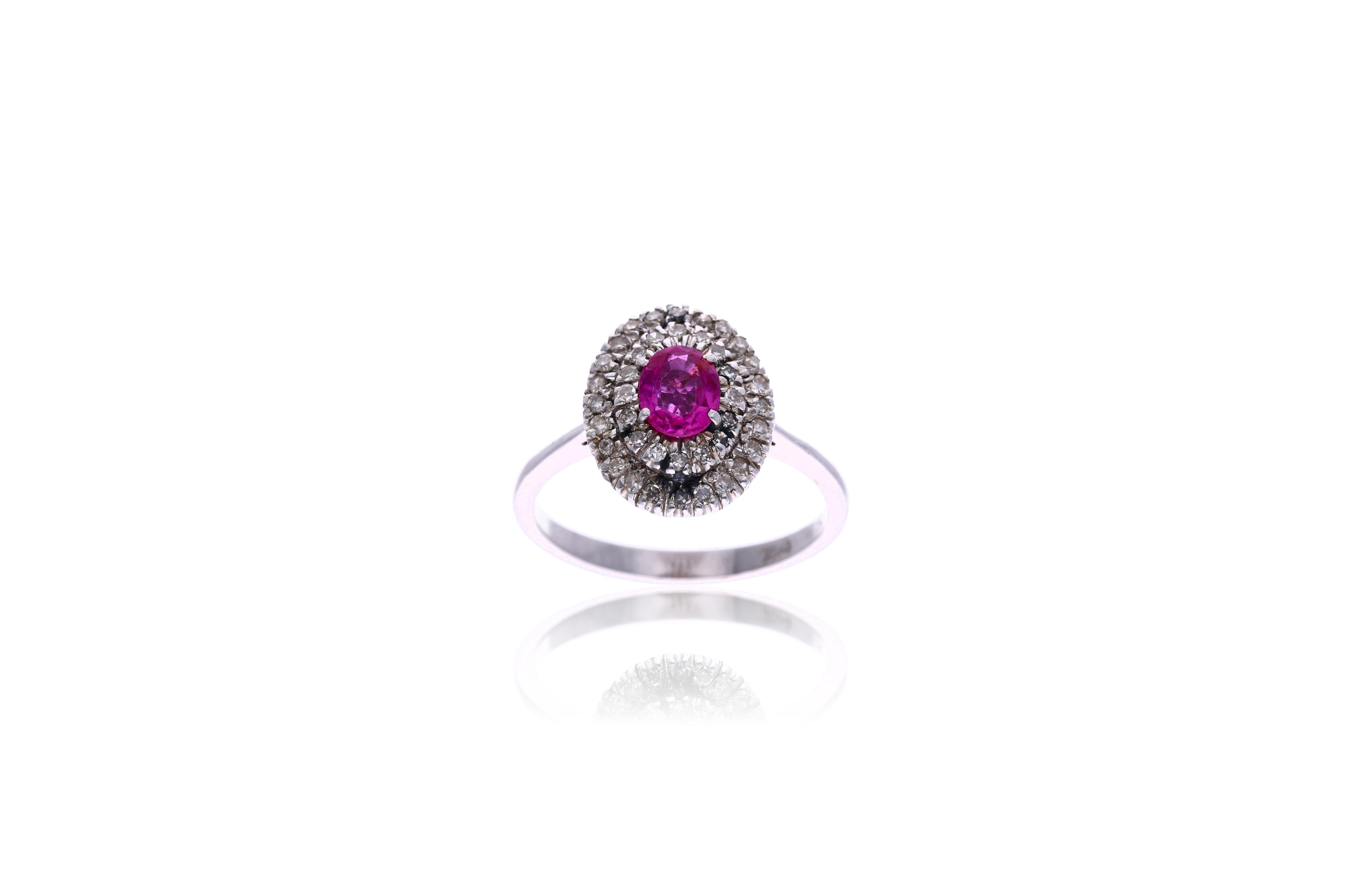 Anello con rubino e diamanti - Asta Tesoro