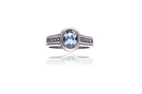 Anello con diamanti e acquamarina - Asta Preziosi Anello con diamanti e acquamarina - Asta Preziosi