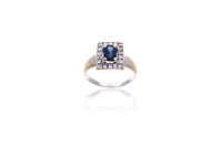 Anello con diamanti e zaffiro - Asta Preziosi Anello con diamanti e zaffiro - Asta Preziosi