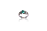 Anello con smeraldo e diamanti - Asta Preziosi Anello con smeraldo e diamanti - Asta Preziosi