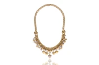 Collana con diamanti e ciondoli a forma di cuore - Asta Preziosi Collana con diamanti e ciondoli a forma di cuore - Asta Preziosi