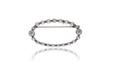 Spilla con diamanti e perle - Asta Preziosi Spilla con diamanti e perle - Asta Preziosi