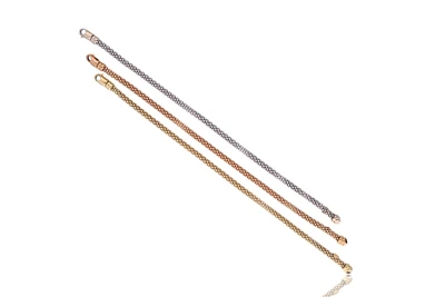 Tre bracciali in oro - Asta Preziosi