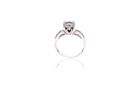 Anello con diamanti - Asta Preziosi Anello con diamanti - Asta Preziosi