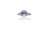 Bertani & Co, anello con perla e diamanti - Asta Preziosi Bertani & Co, anello con perla e diamanti - Asta Preziosi