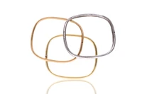 Tre bracciali rigidi - Asta Preziosi