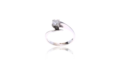 Anello con diamante - Asta Preziosi