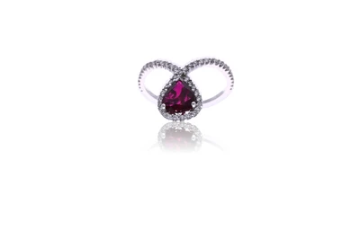 Anello con rubino e diamanti - Asta Preziosi Anello con rubino e diamanti - Asta Preziosi