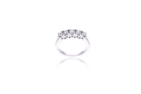 Anello con diamanti, in oro bianco - Asta Preziosi Anello con diamanti, in oro bianco - Asta Preziosi