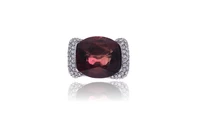 Anello con rubellite e diamanti in oro - Asta Preziosi Anello con rubellite e diamanti in oro - Asta Preziosi