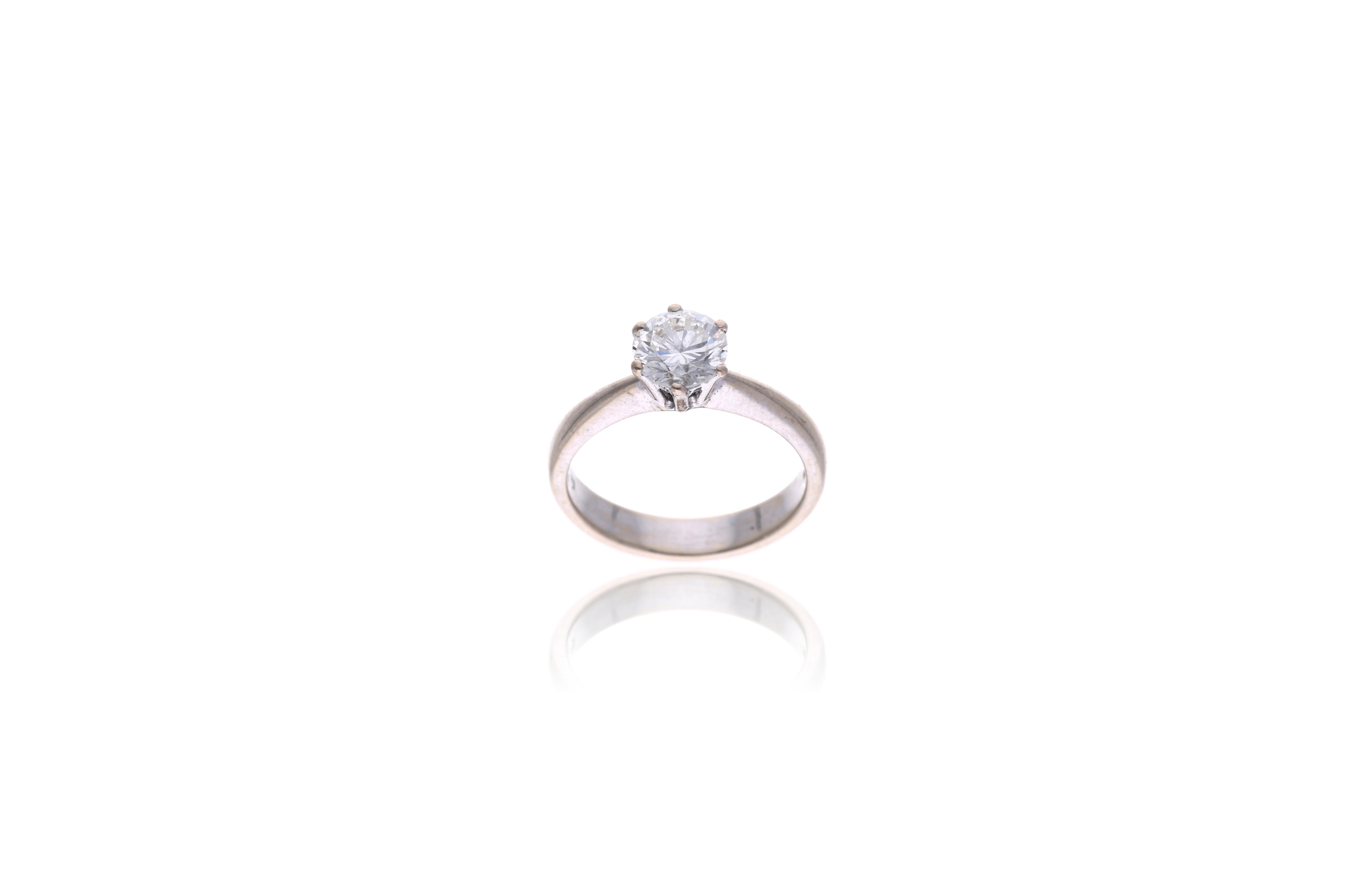 Anello con diamante - Asta Preziosi