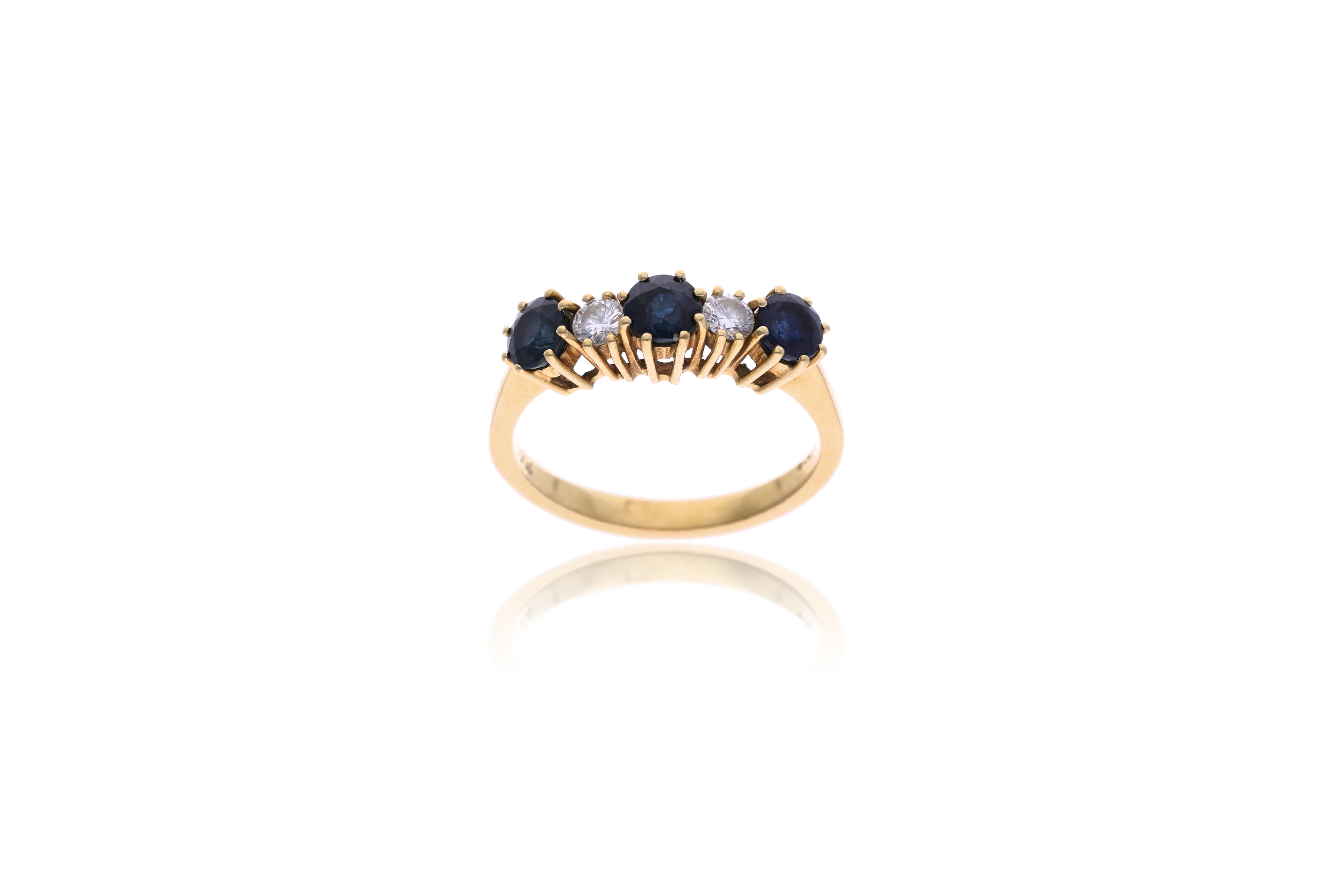 Anello con zaffiri e diamanti - Asta Preziosi