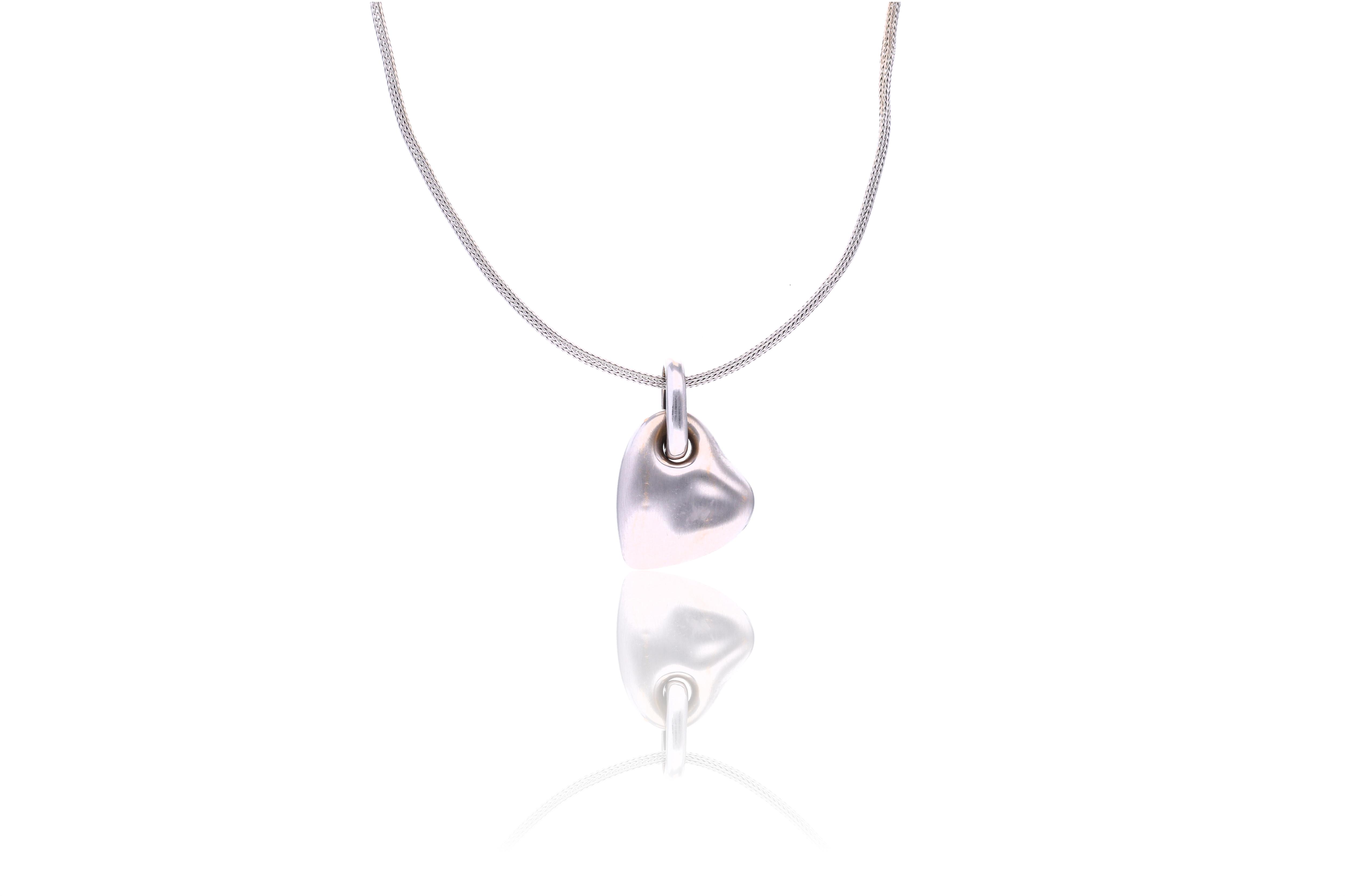 Collana con ciondolo - Asta Preziosi