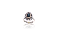 Anello con zaffiro e diamanti - Asta Preziosi