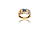 Anello con zaffiro e diamanti - Asta Preziosi Anello con zaffiro e diamanti - Asta Preziosi