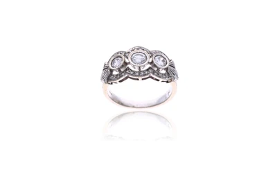 Anello con diamanti - Asta Preziosi Anello con diamanti - Asta Preziosi