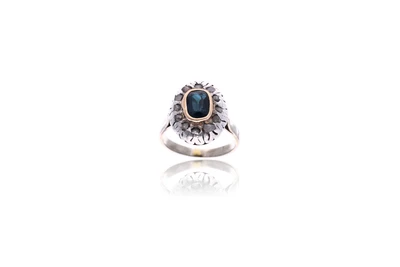 Anello con zaffiro e diamanti - Asta Preziosi