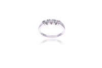 Anello trilogy con diamanti - Asta Preziosi