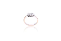 Anello trilogy con diamanti - Asta Preziosi Anello trilogy con diamanti - Asta Preziosi