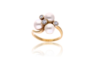 Anello con diamanti e perle - Asta Preziosi Anello con diamanti e perle - Asta Preziosi