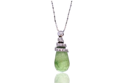 Collana ciondolo con diamanti e pietra - Asta Preziosi Collana ciondolo con diamanti e pietra - Asta Preziosi