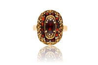 Anello con granati - Asta Preziosi