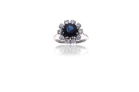Anello con zaffiro e diamanti - Asta Preziosi Anello con zaffiro e diamanti - Asta Preziosi