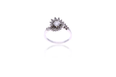 Anello con diamanti - Asta Preziosi Anello con diamanti - Asta Preziosi