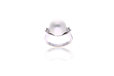 Anello con diamanti e perla - Asta Preziosi