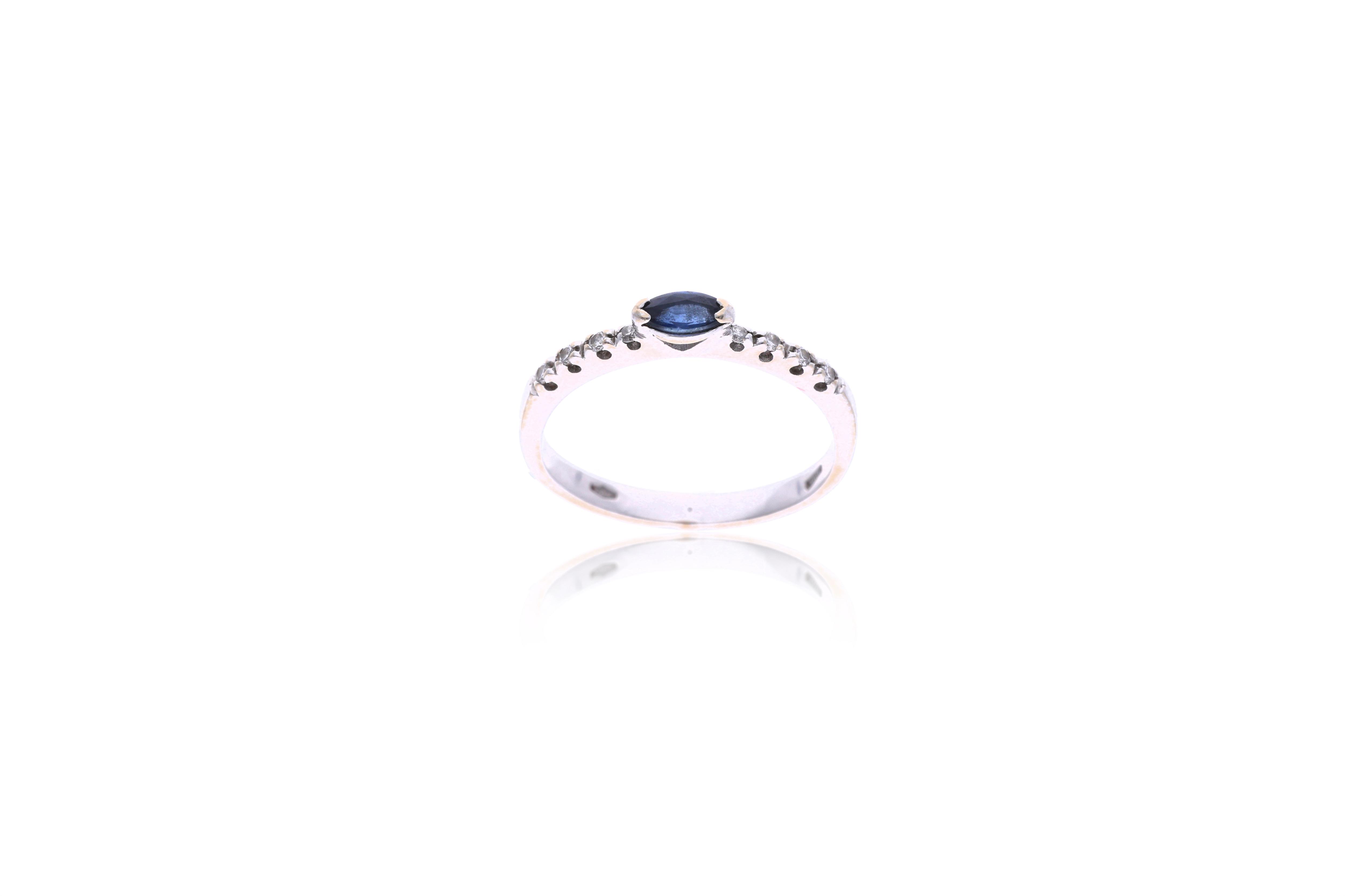 Anello con zaffiro e diamanti - Asta Preziosi