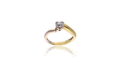 Anello con diamante - Asta Preziosi