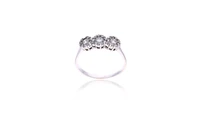 Anello con diamanti - Asta Preziosi Anello con diamanti - Asta Preziosi