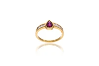 Anello con rubino e diamanti - Asta Preziosi Anello con rubino e diamanti - Asta Preziosi