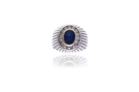 Anello con zaffiro e diamanti - Asta Preziosi
