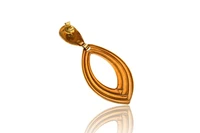 Paio di orecchini in oro - Asta Preziosi