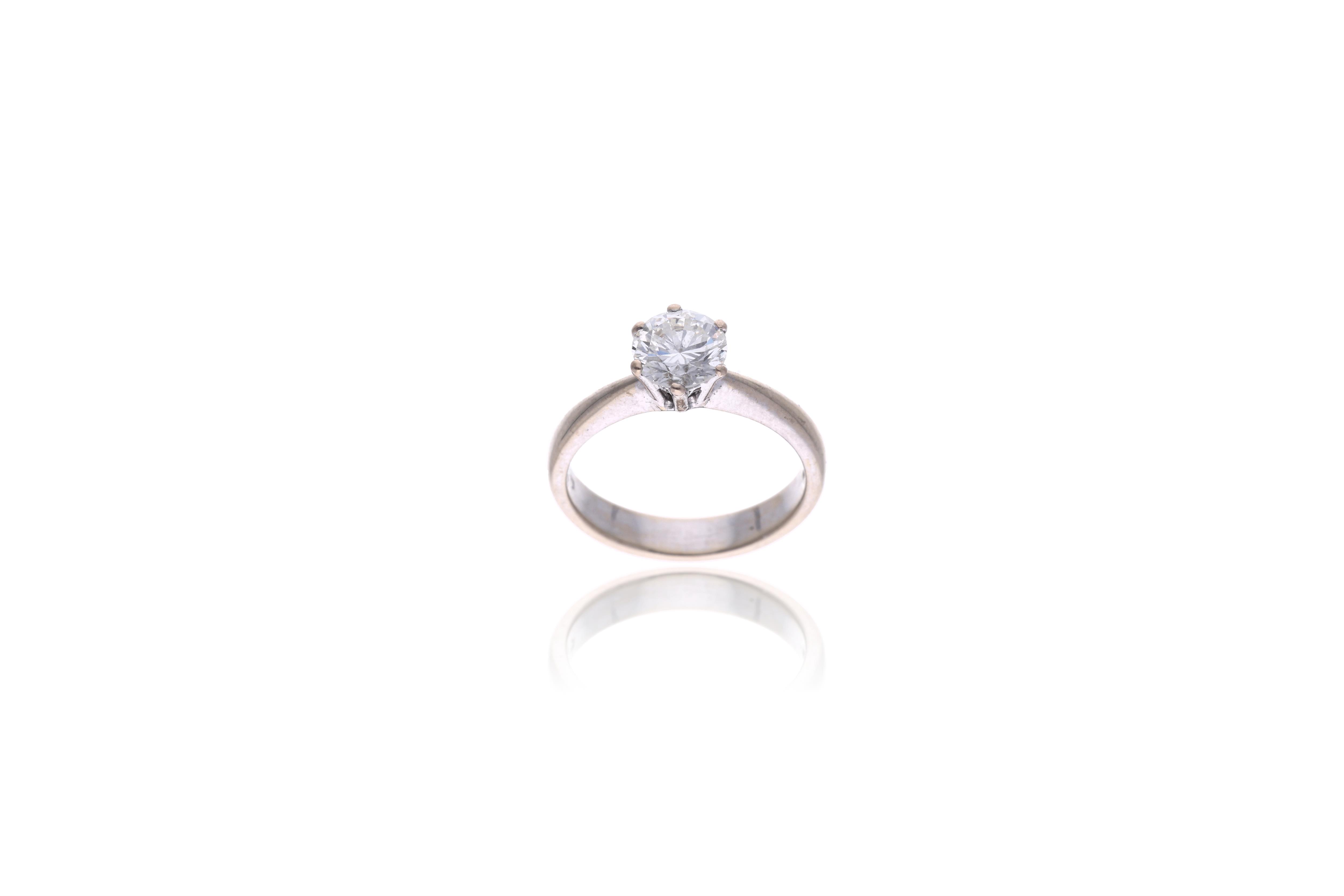 Anello con diamante - Asta Preziosi
