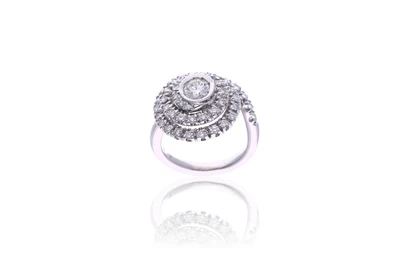 Anello con diamanti - Asta Preziosi