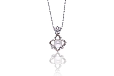 Collana e ciondolo con perla coltivata e diamanti - Asta Preziosi