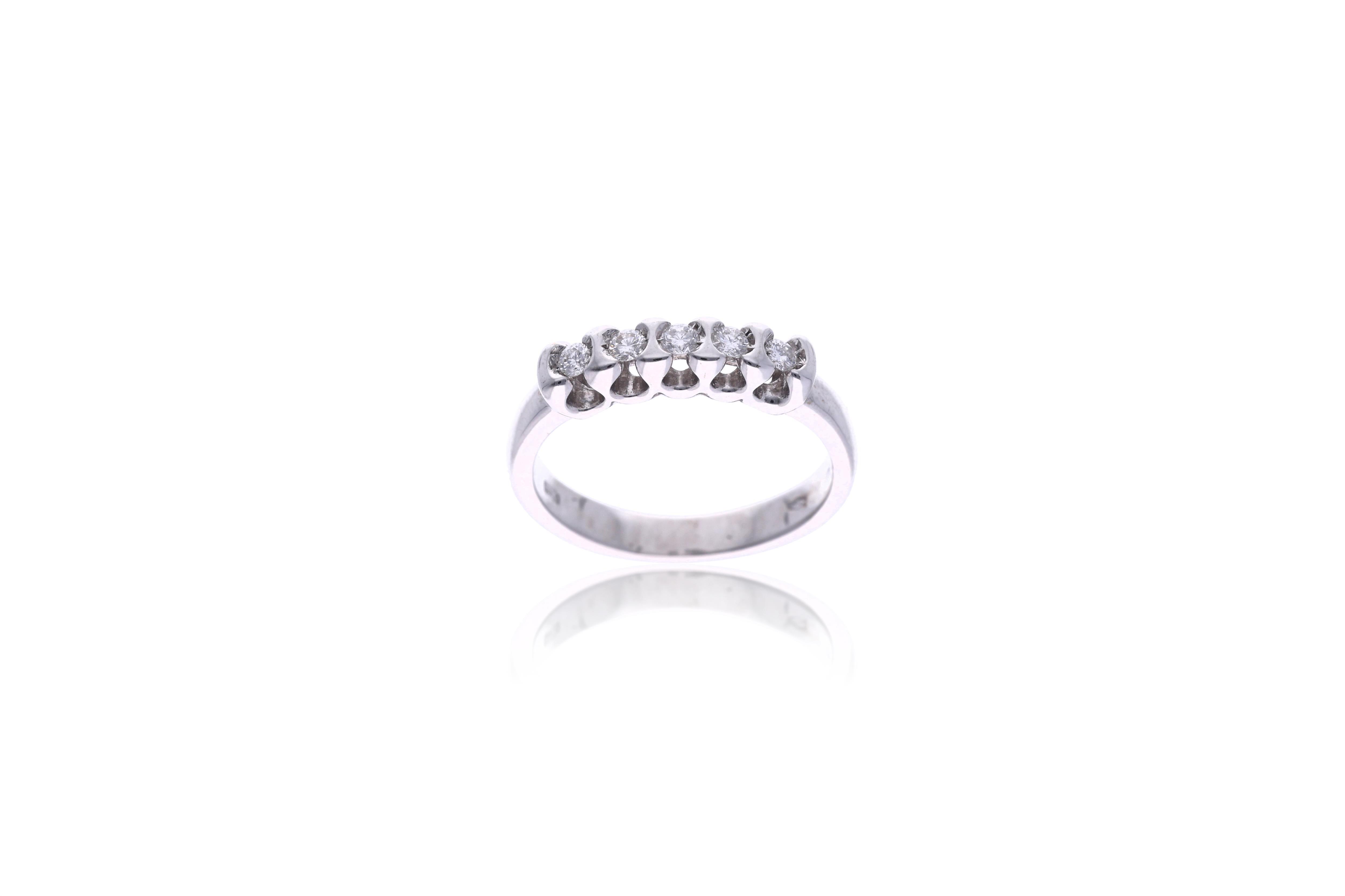 Anello con diamanti - Asta Preziosi