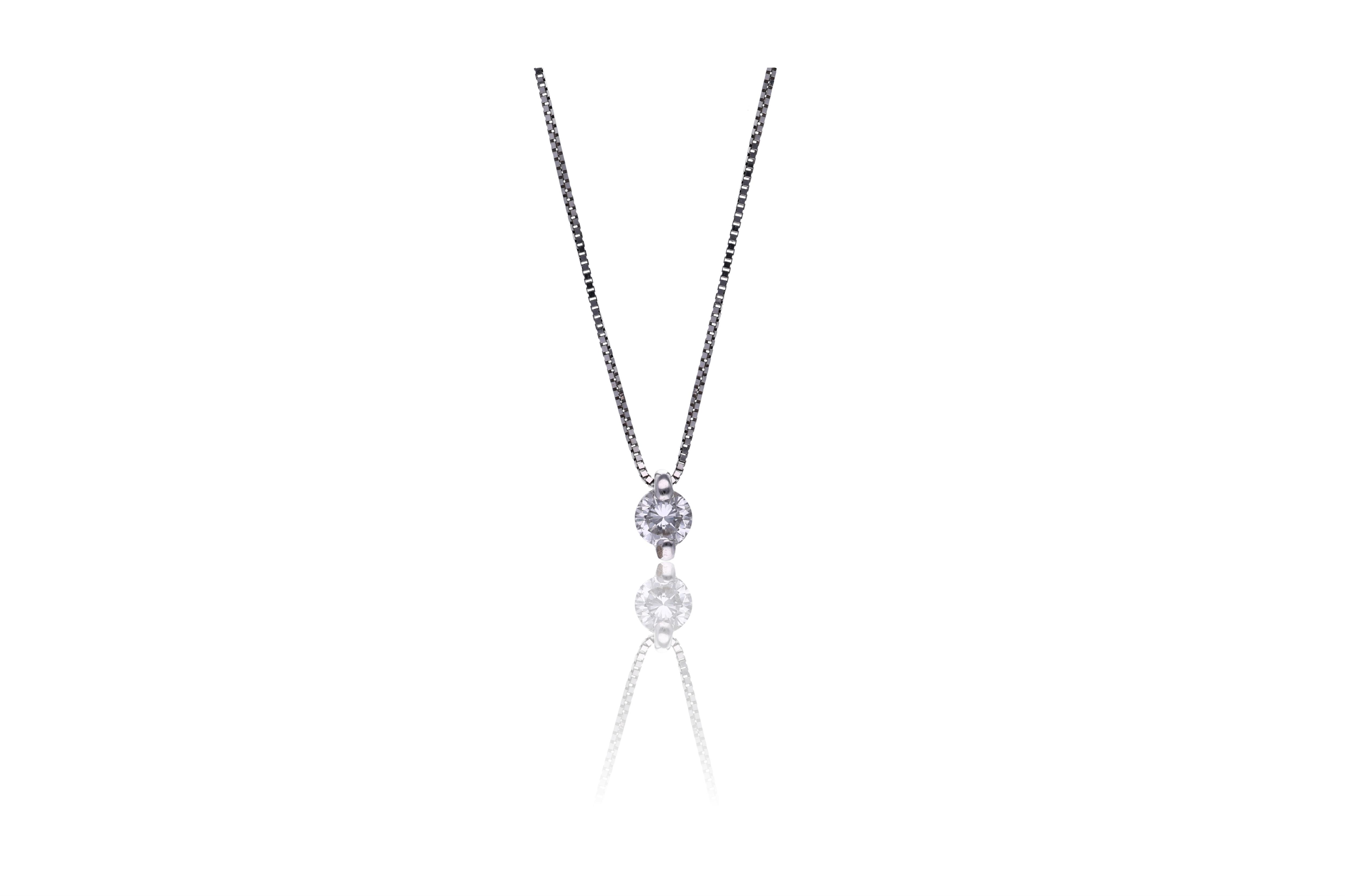 Collana con diamante - Asta Preziosi
