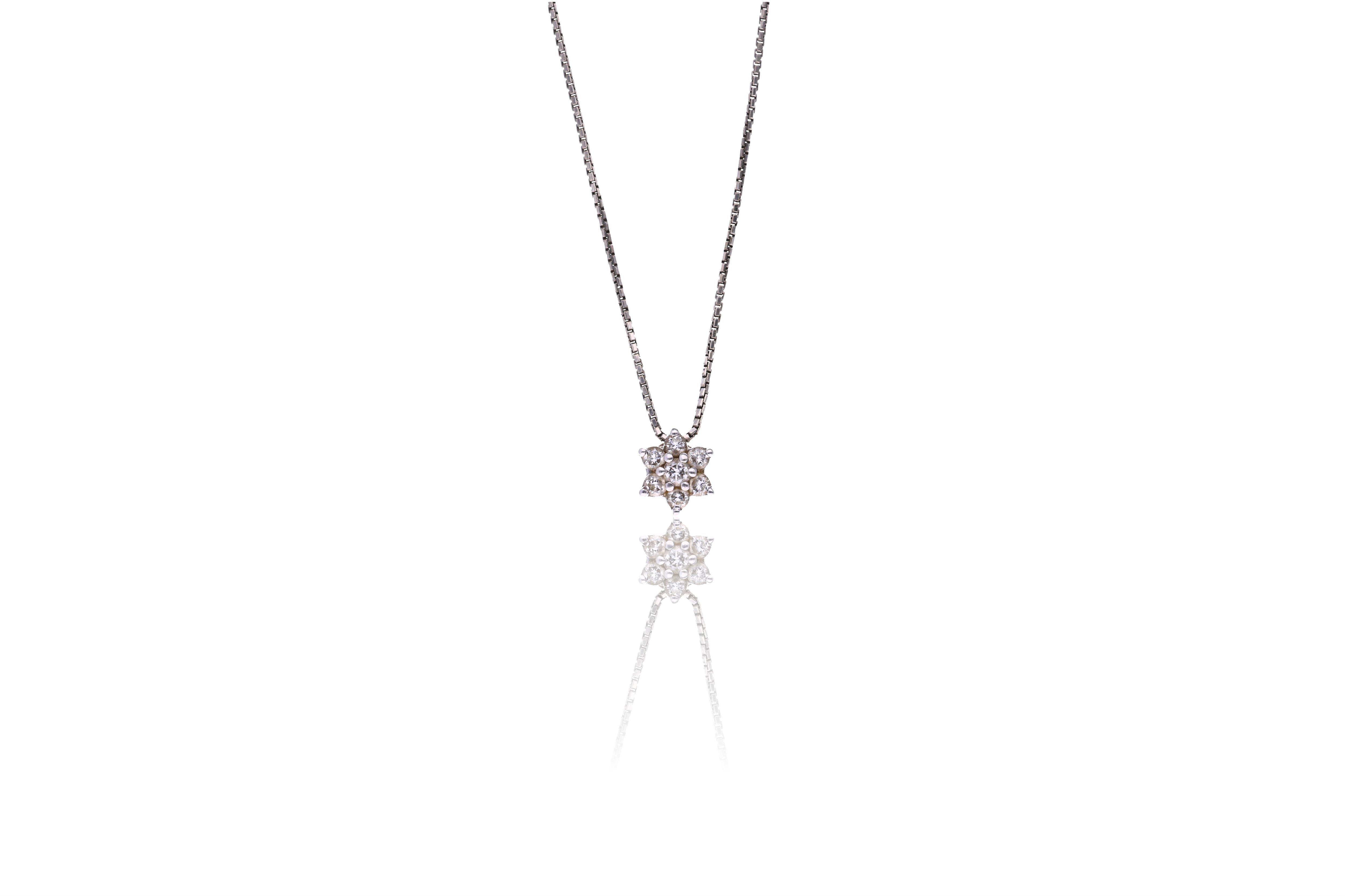 Collana e ciondolo con diamanti - Asta Preziosi